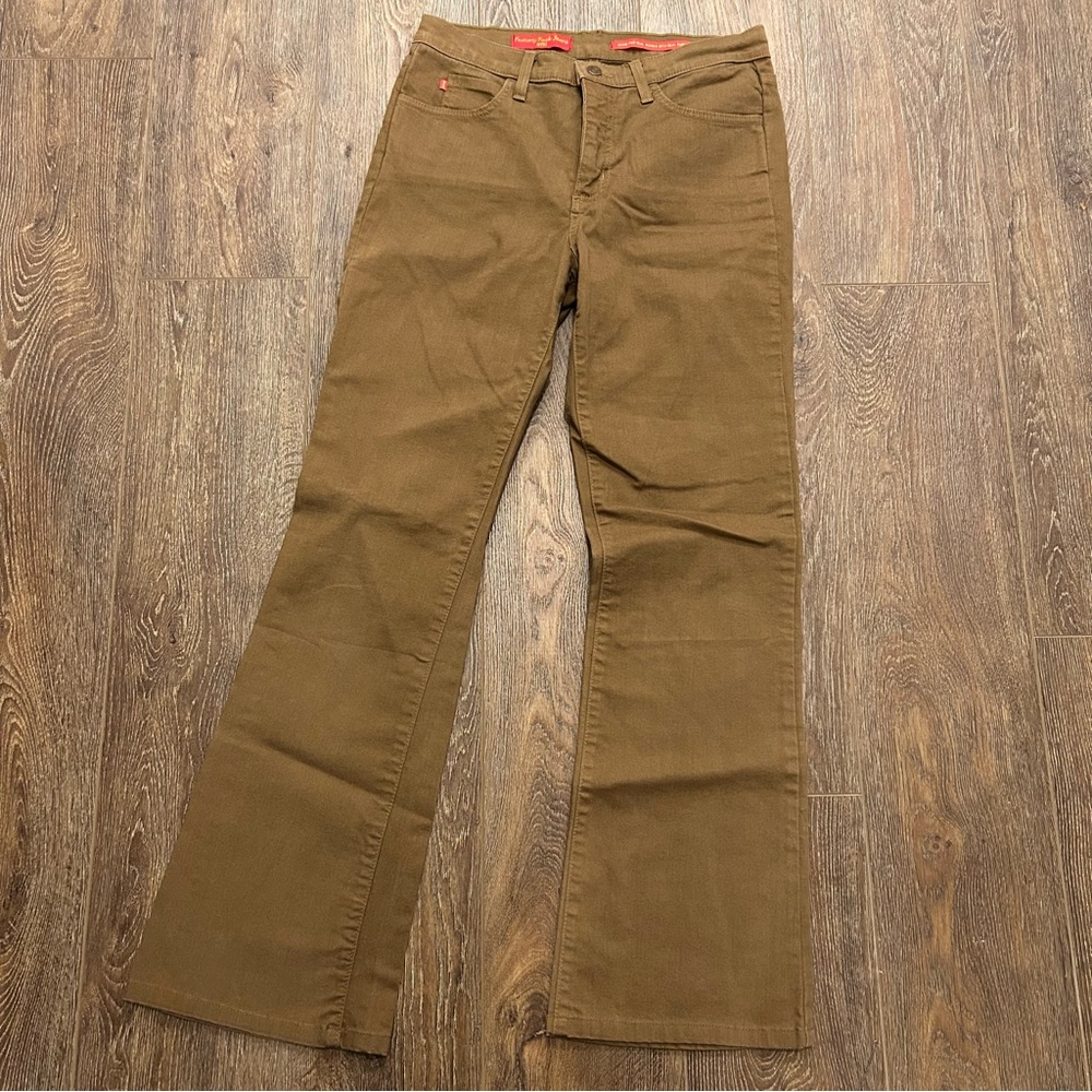 NYDJ brown Tummy Tuck Jeans Sz 10 w. FLAW